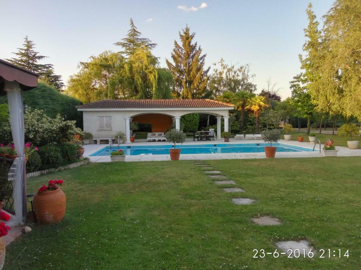 El Campillo Vila Pelabravo Exterior foto